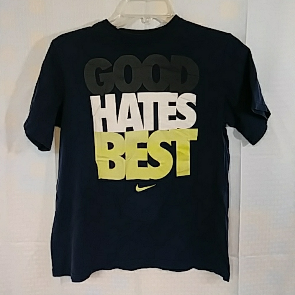 Lot of 4 shirts Nike, Old Navy and Ciroc